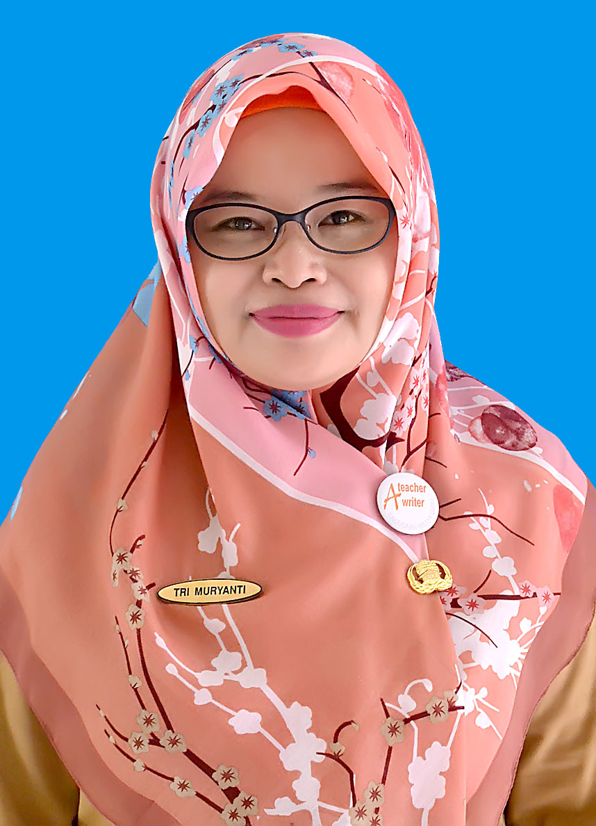 Foto TRI MURYANTI, S.Pd., M.Pd.