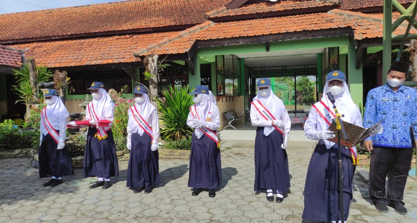 Upacara Memperingati Hari Pahlawan 10 November 2021